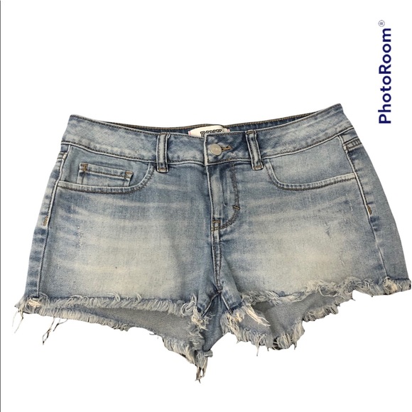 PINK Victoria’s Secret light washed cut off frayed hem shorts size 4 - Picture 1 of 11